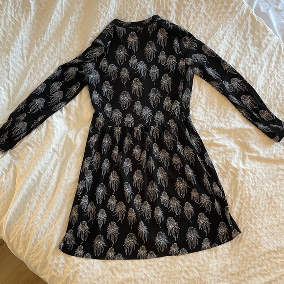 Flower Bud Shift Dress - ICHI - Picture 2 of 13